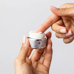 iS Clinical Lip Polish (0.5 oz.)