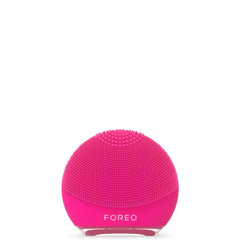FOREO LUNA 4 Play Facial Cleansing Brush in Cherry Up!