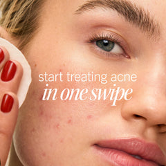 First Aid Beauty Clearing Daily Acne Pads 2% SA Acne Treatment